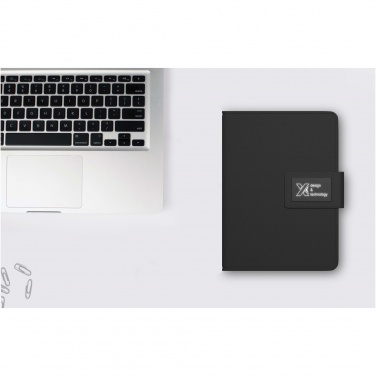 Logotrade werbemittel das Foto: SCX.design O16 A5 Notizbuch mit Powerbank und Leuchtlogo