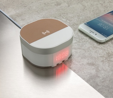 Logotrade werbemittel das Foto: Aria 5W Wirless Charging Uhr