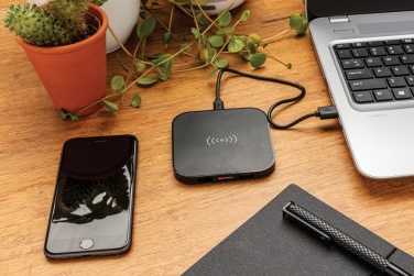 Logotrade Werbegeschenke das Foto: Wireless-5W-Charging-Pad