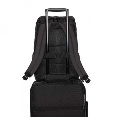 Logotrade Firmengeschenke das Foto: Swiss Peak AWARE™ Easy Access 15.6" Laptop-Rucksack