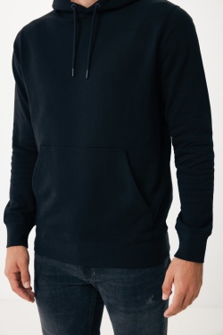 Logotrade werbemittel das Foto: Iqoniq Rila Lightweight Hoodie aus recycelter Baumwolle