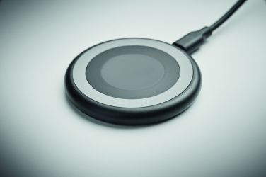 Logotrade Werbeartikel das Foto: 3in1 kabelloses Ladegerät 15W