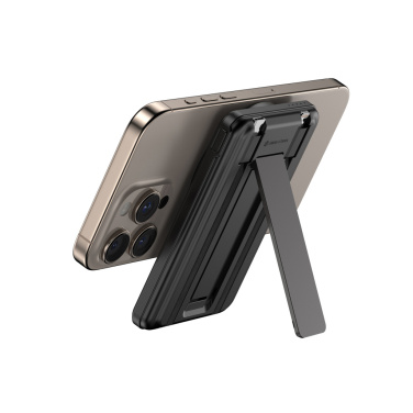 Logotrade Werbegeschenke das Foto: Urban Vitamin Redwood 5-in-1 5.000mAh 20W PD magn. Powerbank