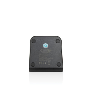 Logotrade Geschäftsgeschenke das Foto: VoltPerch 15W magnetischer Wireless Charger aus RCS rec. ABS