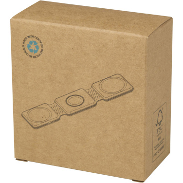 Logotrade Firmengeschenke das Foto: Armus 15 W 3-in-1 zusammenklappbares kabelloses Ladegerät aus recyceltem Kunststoff