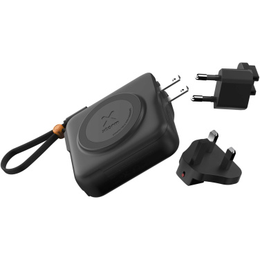 Logotrade Geschäftsgeschenke das Foto: Xtorm TravelPro 30 W, 10.000 mAh, 3 in 1 Reiseladegerät