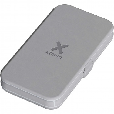 Logo trade promotional products image of: Xtorm XWF31 15W foldable 3-in-1 wireless travel charger