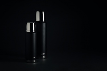 Logo trade promotional giveaway photo of: Swiss Peak Elite 1L copper vacuum flask