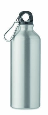 Logotrade advertising product picture of: 500 ml single-walled water bottle made of recycled aluminum with a carabiner