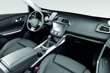 Logo trade promotional giveaways image of: 15W magnetic car charger