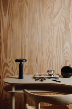 Logotrade advertising product image of: VINGA Avery RCS table lamp