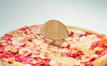 Logotrade promotional item image of: Round bamboo pizza cutter