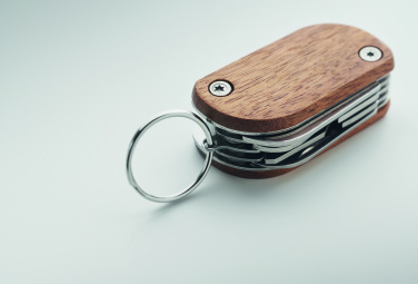 Logo trade meened foto: Mitme tööriistaga taskunuga