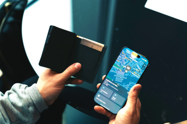 Logotrade firmakingitused pilt: Seekcard RCS kaardihoidja