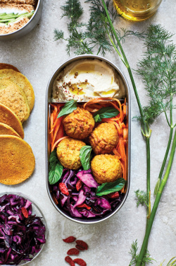 Logo trade firmakingi pilt: Black+Blum roostevabast terasest toidukarp