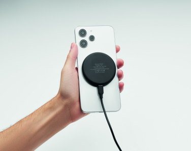 Logotrade mainoslahja ja liikelahja kuva: 3 in 1 langaton laturi 15W