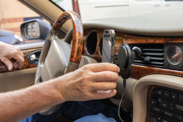 Logotrade mainoslahja tuotekuva: PowerCruze RCS, 15 W magneettinen auton latausteline