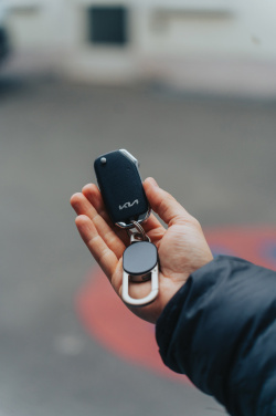 Logotrade reklaminiai produktai nuotrauka: Dviguba raktų pakabukas su „Keyfinder“ funkcija ir vietos nustatymu visame pasaulyje