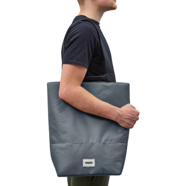 Logotrade biznesa dāvanas foto: Black+Blum 16L izolēta iepirkumu soma/dzesētāja soma