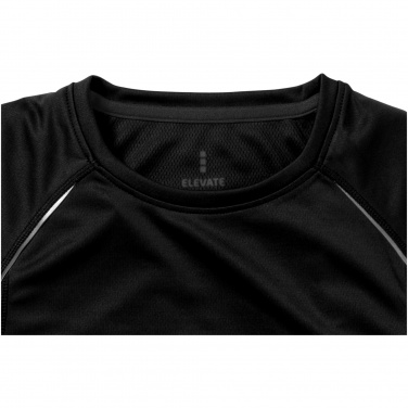 Лого трейд бизнес-подарки фото: Женская футболка с короткими рукавами Quebec, черный