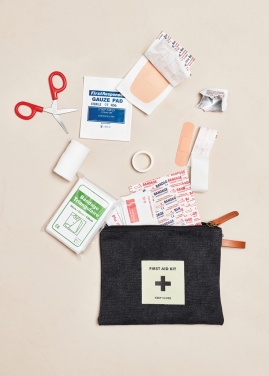 : VINGA Asado first aid kit