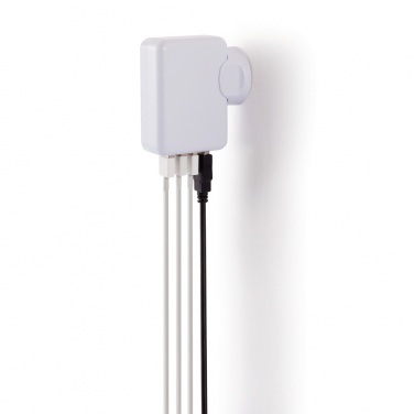 : Reseadapter med fyra USB-portar