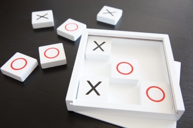 Logotrade profilreklam bild: Tic Tac Toe / Luffarschack