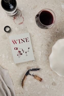 Logotrade profilprodukter bild: VINGA Story of wine