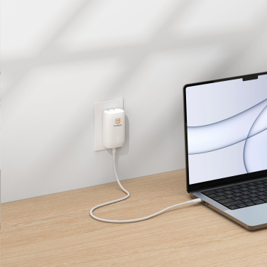 Logotrade profilprodukter bild: Belkin BoostCharge 3-ports väggladdare