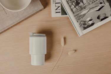Logotrade presentreklam bild: VINGA Nagano RCS to-go-mug 350 ML