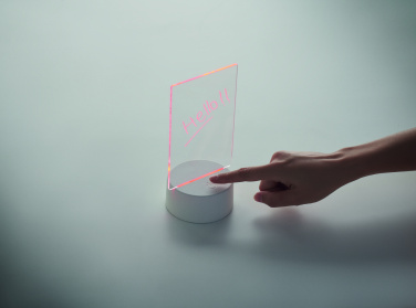 Logotrade profilprodukter bild: LED-belyst memoskylt
