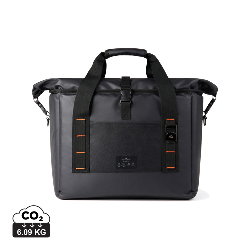 Logotrade kampanjprodukter bild: Nordic Drift RCS water-repellent cooler tote 22L